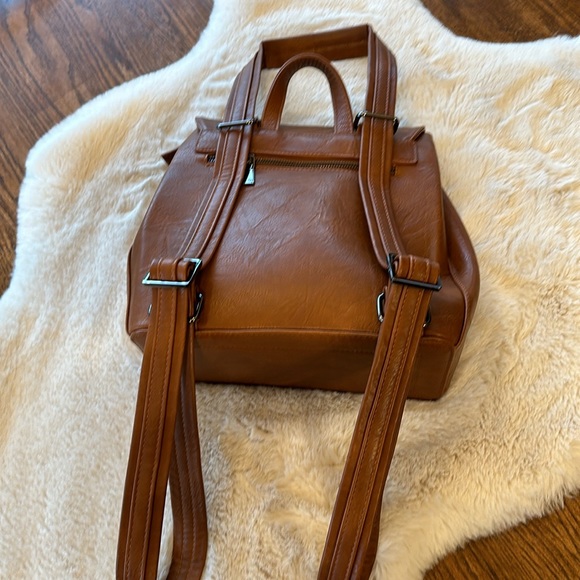 Nwot. S+Q backpack - Picture 6 of 11